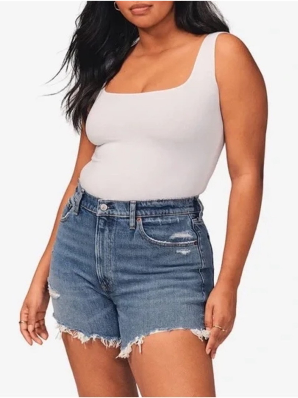 Abercrombie & Fitch High Rise 4” Mom Shorts